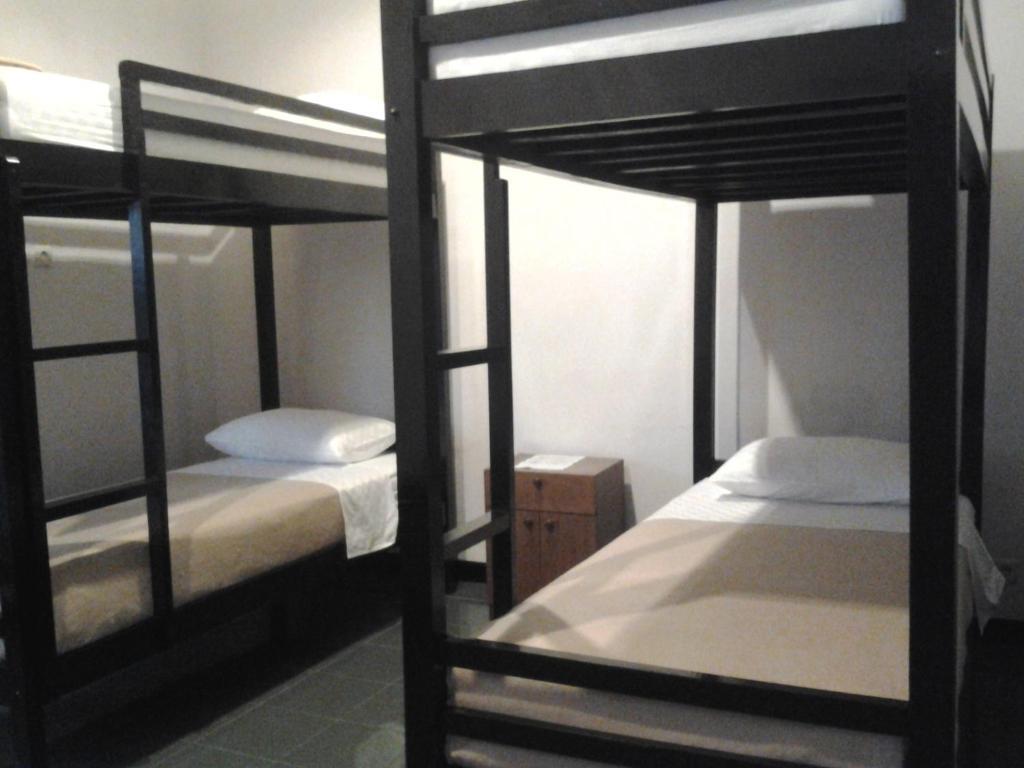 Krowi Inn Surabaya Bagian luar foto